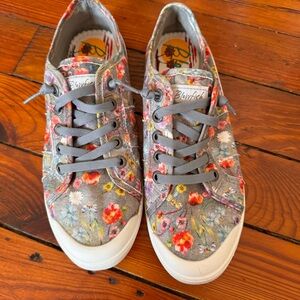 Blowfish Malibu Smoke Grey Falling Flowers Lace Slip On Sneakers Size 10 Like N